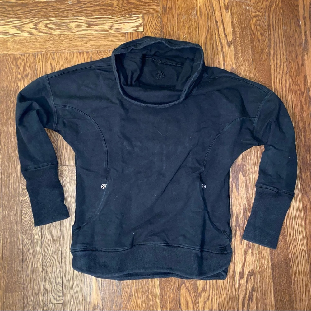 Lululemon large neck crewneck sweatshirt